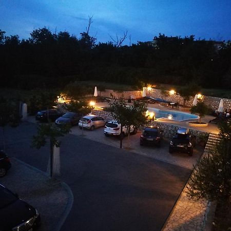 Apartmani Simon Lopar Exterior photo