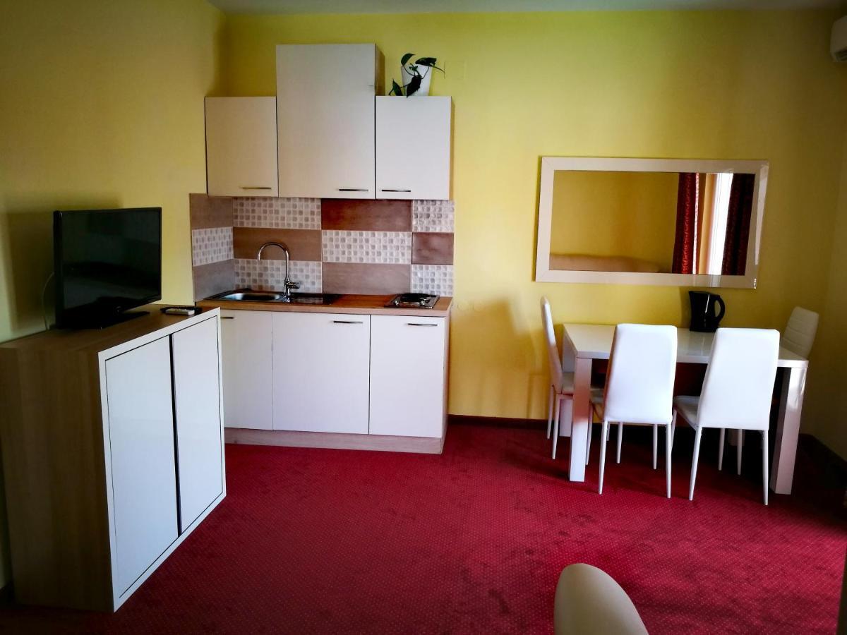 Apartmani Simon Lopar Exterior photo